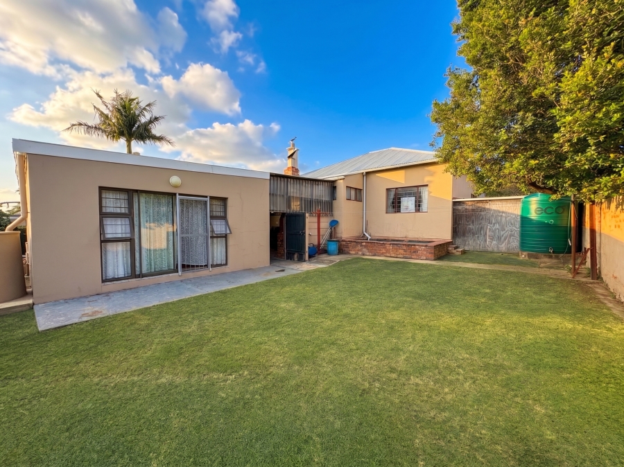 3 Bedroom Property for Sale in Berea Eastern Cape